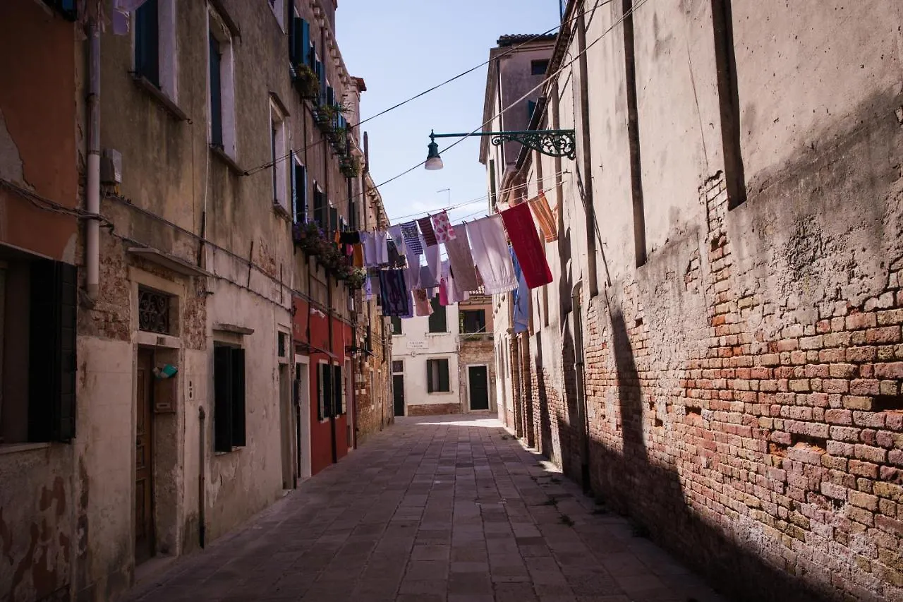 Appartement Venezia Biennale Bianco & Rosso Italie