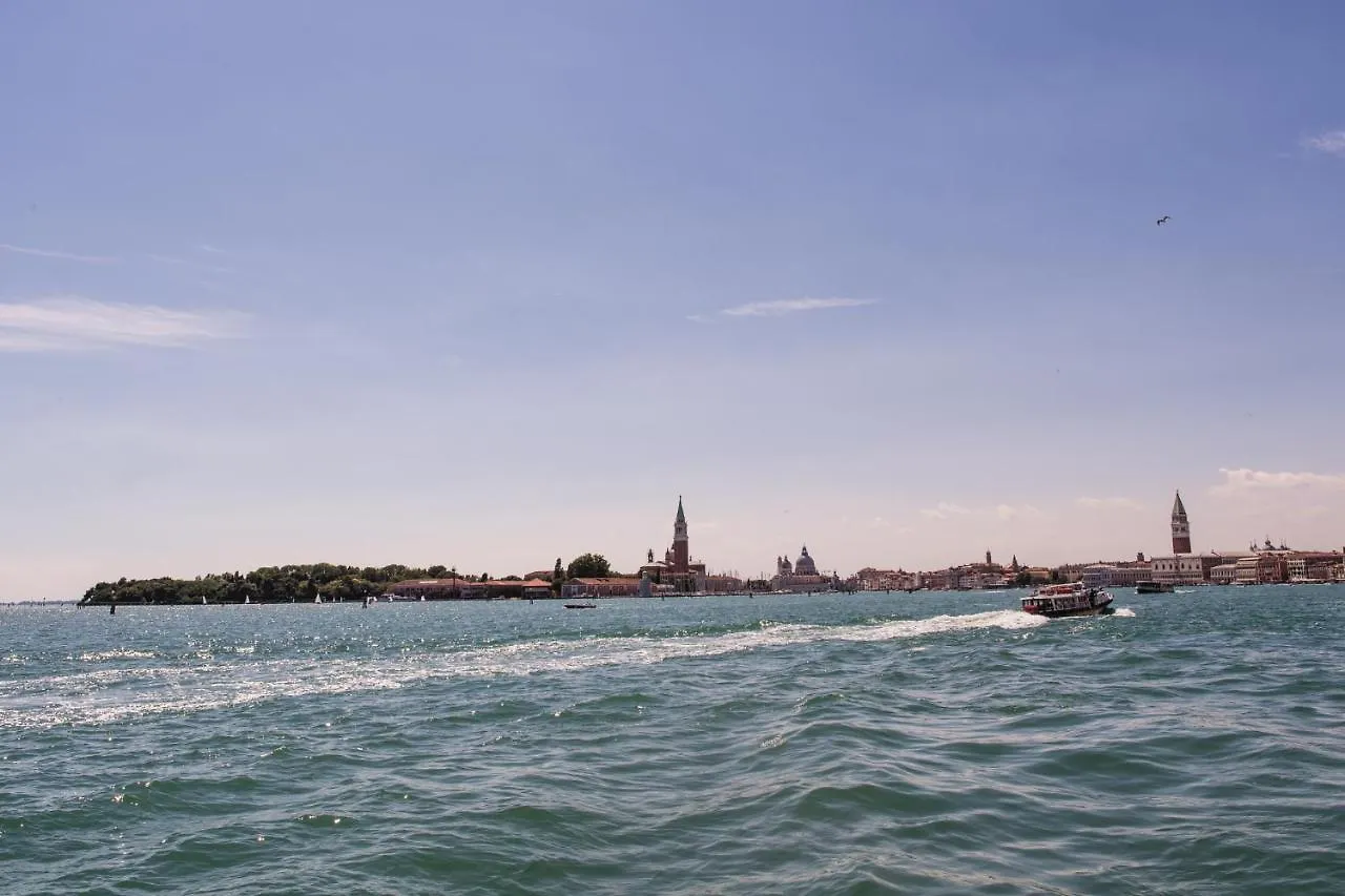 Appartement Venezia Biennale Bianco & Rosso Venise